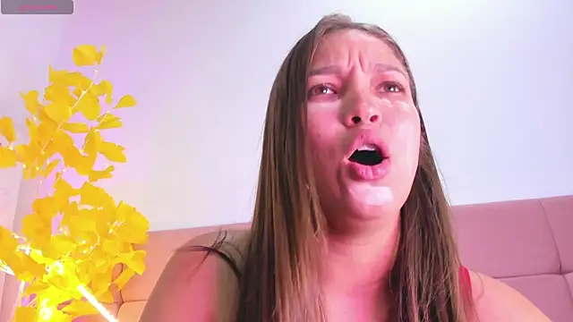 HaleyAmaya online show from April 14, 2026, 11:22 pm