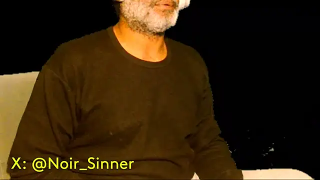 sinnernoir online show from November 25, 2025, 2:11 am