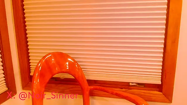 sinnernoir online show from January 11, 2026, 6:07 am