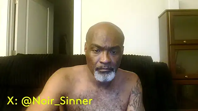 sinnernoir online show from May 30, 2026, 4:53 am