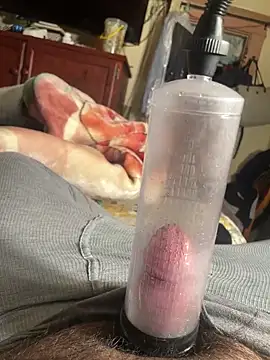 edgher646 online show from February 17, 2025, 2:04 pm