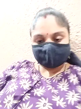 Snapshot of Cute-Aadhvita chatting on May 24, 2026, 2:11 pm Cute-Aadhvita online show from May 24, 2026, 2:11 pm