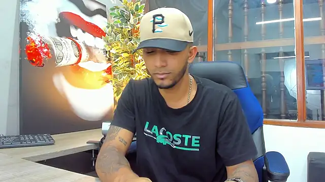 Snapshot of Robin_Rief chatting on January 27, 2025, 10:06 am Robin Rief online show from January 27, 2025, 10:06 am