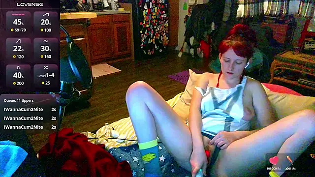  hellostormy  online show from February 21, 2025, 4:40 am