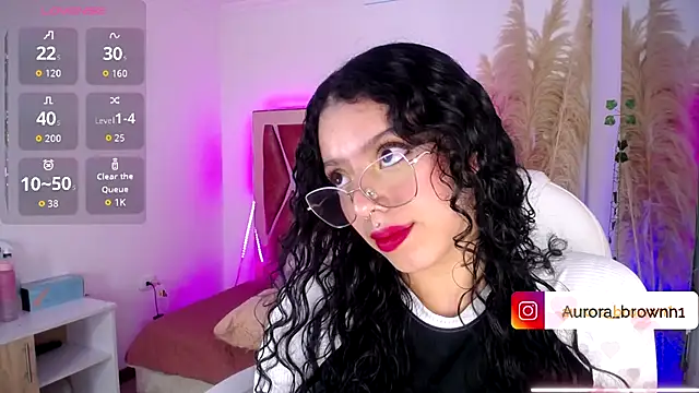 Aurora Brownn online show from October 17, 2025, 4:48 am