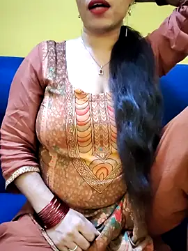 Haniya-143 online show from October 19, 2025, 9:59 pm