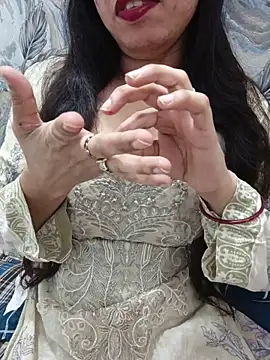 Snapshot of Haniya-143 chatting on June 26, 2026, 11:20 pm Haniya-143 online show from June 26, 2026, 11:20 pm