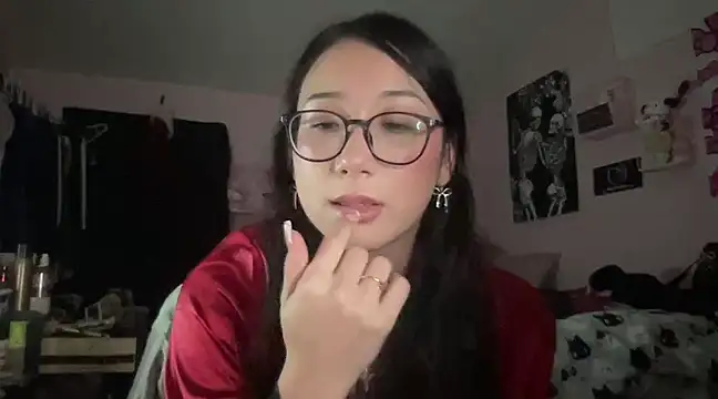 Snapshot of tokyobaby chatting on December 23, 2024, 8:44 am tokyobaby online show from December 23, 2024, 8:44 am