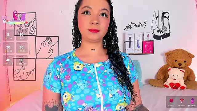 Mari Sweett online show from September 17, 2025, 7:15 pm