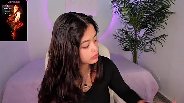 Snapshot of Ariana_Pierce chatting on November 8, 2025, 12:27 pm Ariana Pierce online show from November 8, 2025, 12:27 pm
