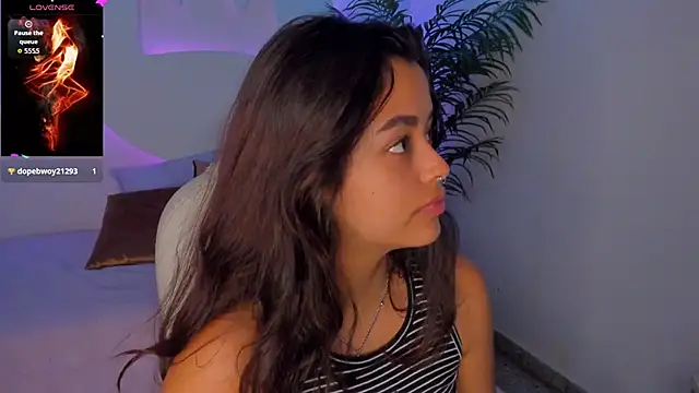 Snapshot of Ariana_Pierce chatting on November 21, 2025, 12:26 pm Ariana Pierce online show from November 21, 2025, 12:26 pm
