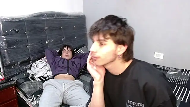 pervertsteens3 online show from December 17, 2024, 11:27 pm