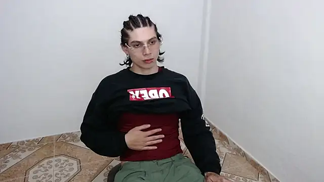 Snapshot of pervertsteens3 chatting on March 1, 2026, 5:31 am pervertsteens3 online show from March 1, 2026, 5:31 am