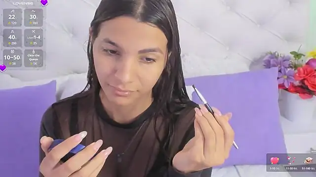 anchela-garcia1 online show from January 13, 2026, 2:11 pm