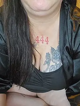 PeakabumPromo online show from November 9, 2025, 12:42 am