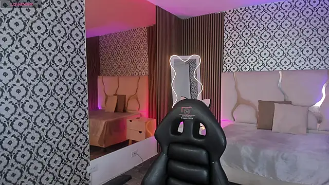 penelope tay1 online show from January 17, 2026, 3:11 am