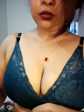 Fuck Girl Nuri online show from May 24, 2026, 6:18 am
