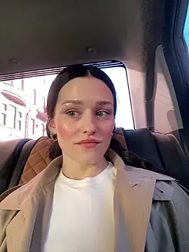 Mia Mia M online show from April 9, 2026, 1:38 pm