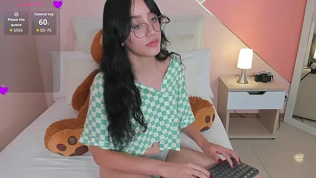 jaade evergreen online show from October 1, 2025, 5:19 pm