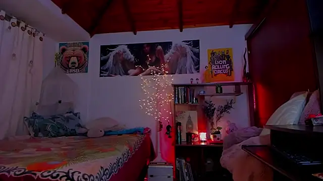 cuteweed420 online show from February 26, 2025, 8:37 am