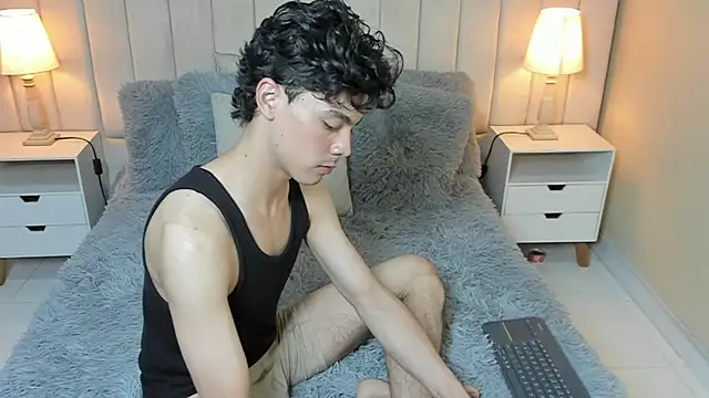 Snapshot of Dammon_Stallion chatting on February 11, 2025, 3:51 pm Dammon Stallion online show from February 11, 2025, 3:51 pm