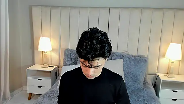 Snapshot of Dammon_Stallion chatting on February 16, 2025, 4:42 am Dammon Stallion online show from February 16, 2025, 4:42 am