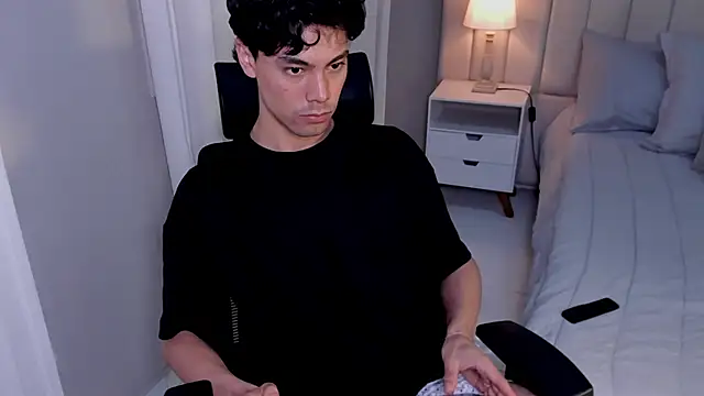 Snapshot of Dammon_Stallion chatting on February 21, 2025, 3:10 pm Dammon Stallion online show from February 21, 2025, 3:10 pm