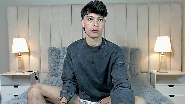 Snapshot of Dammon_Stallion chatting on February 27, 2025, 11:52 am Dammon Stallion online show from February 27, 2025, 11:52 am