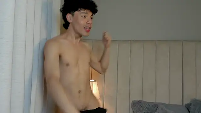 Snapshot of Dammon_Stallion chatting on March 5, 2025, 6:01 pm Dammon Stallion online show from March 5, 2025, 6:01 pm