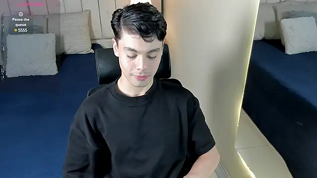 Snapshot of Dammon_Stallion chatting on March 7, 2025, 12:01 pm Dammon Stallion online show from March 7, 2025, 12:01 pm