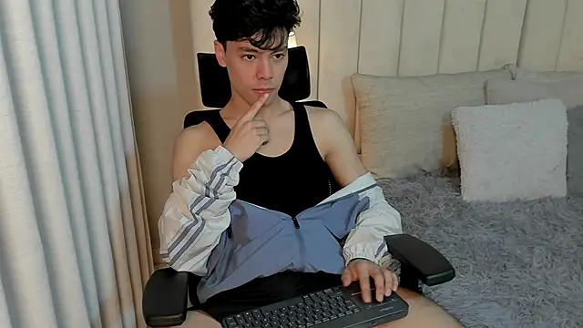 Snapshot of Dammon_Stallion chatting on March 10, 2025, 5:07 pm Dammon Stallion online show from March 10, 2025, 5:07 pm