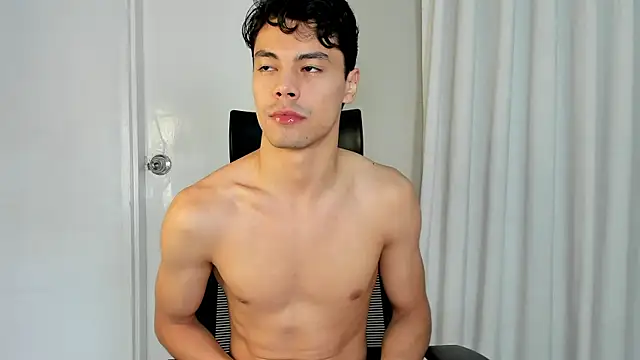 Snapshot of Dammon_Stallion chatting on October 8, 2025, 1:31 pm Dammon Stallion online show from October 8, 2025, 1:31 pm