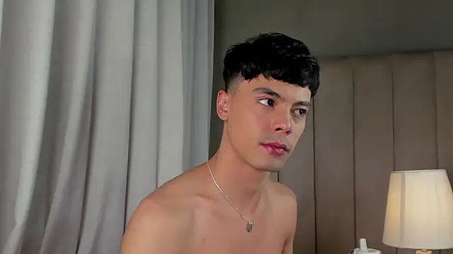 Snapshot of Dammon_Stallion chatting on December 19, 2025, 4:14 pm Dammon Stallion online show from December 19, 2025, 4:14 pm