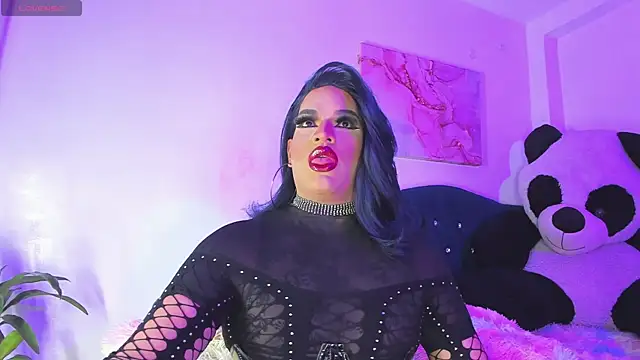 Missisabella  online show from January 12, 2025, 8:25 pm