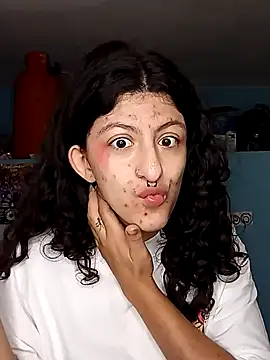 Snapshot of LoveElectra chatting on December 12, 2024, 3:37 pm LoveElectra online show from December 12, 2024, 3:37 pm