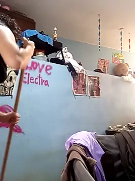 Snapshot of LoveElectra chatting on October 14, 2025, 2:18 pm LoveElectra online show from October 14, 2025, 2:18 pm