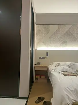 gunian online show from March 22, 2026, 6:00 pm