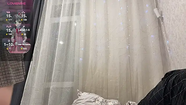 Snapshot of emo_couple chatting on March 2, 2025, 9:01 pm emo couple online show from March 2, 2025, 9:01 pm