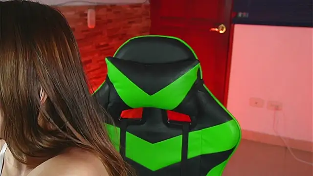 Michell Wallker online show from March 15, 2026, 5:41 pm