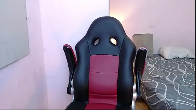 mr stiven  online show from January 7, 2025, 2:20 am