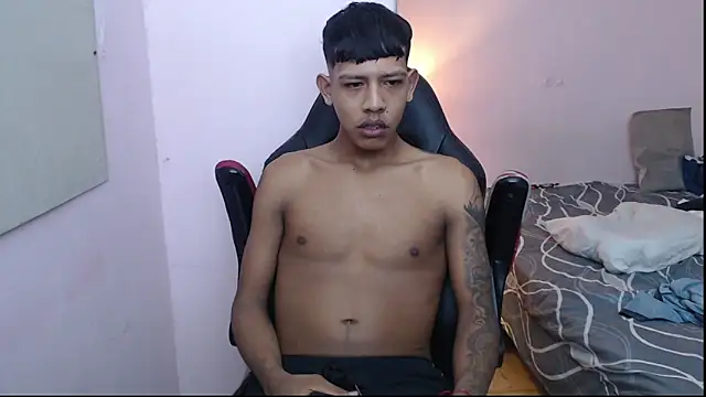 mr stiven  online show from January 11, 2025, 5:31 am