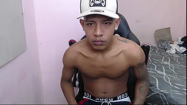 mr stiven  online show from January 14, 2025, 3:01 am