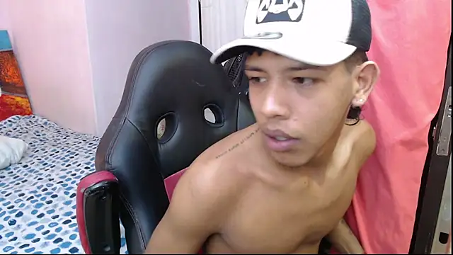 mr stiven  online show from January 23, 2025, 8:57 am