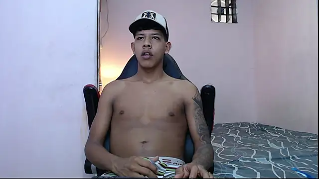 mr stiven  online show from January 31, 2025, 6:24 am