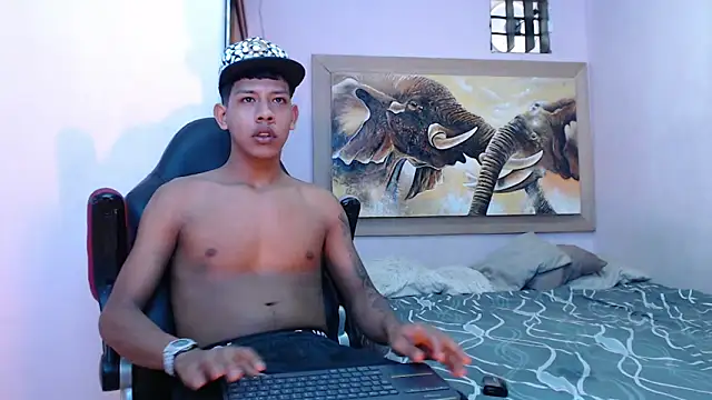 mr stiven  online show from March 6, 2025, 3:35 am