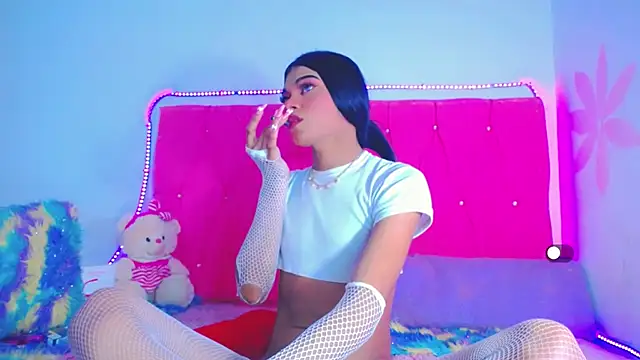 Theylor Rouse online show from February 13, 2025, 6:09 am