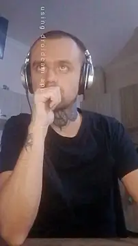 HappyZebra13 online show from January 9, 2025, 9:05 pm