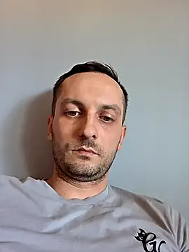 Snapshot of Kondzio chatting on May 4, 2026, 4:25 pm Kondzio online show from May 4, 2026, 4:25 pm