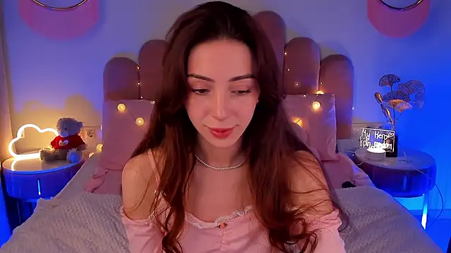 ElsaYoung online show from January 22, 2025, 11:21 pm