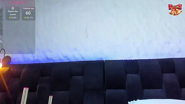 Camila  Gomez online show from December 18, 2025, 12:33 pm